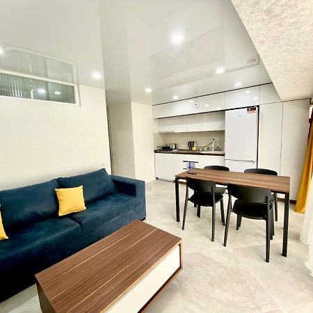 Gss - A Apartment Tbilisi Ngoại thất bức ảnh