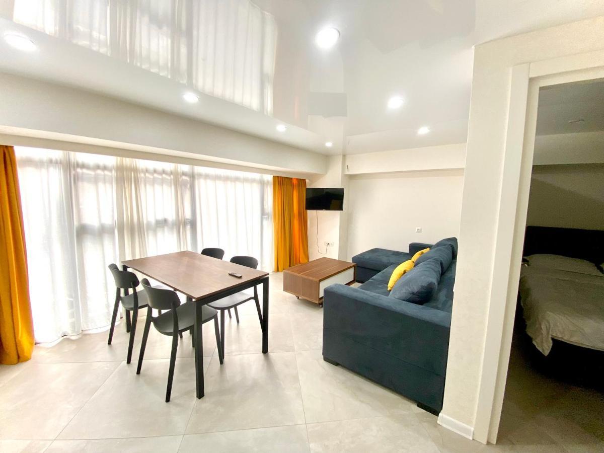 Gss - A Apartment Tbilisi Ngoại thất bức ảnh