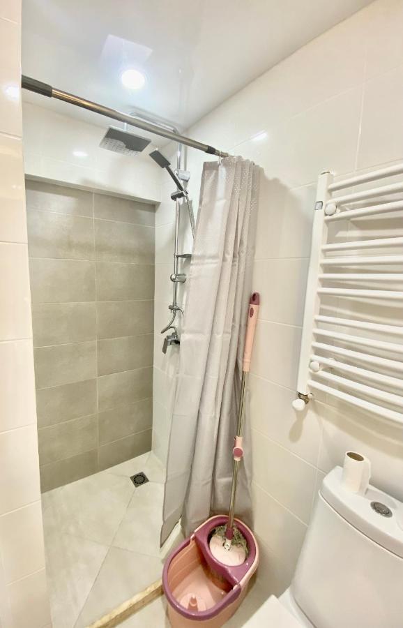 Gss - A Apartment Tbilisi Ngoại thất bức ảnh